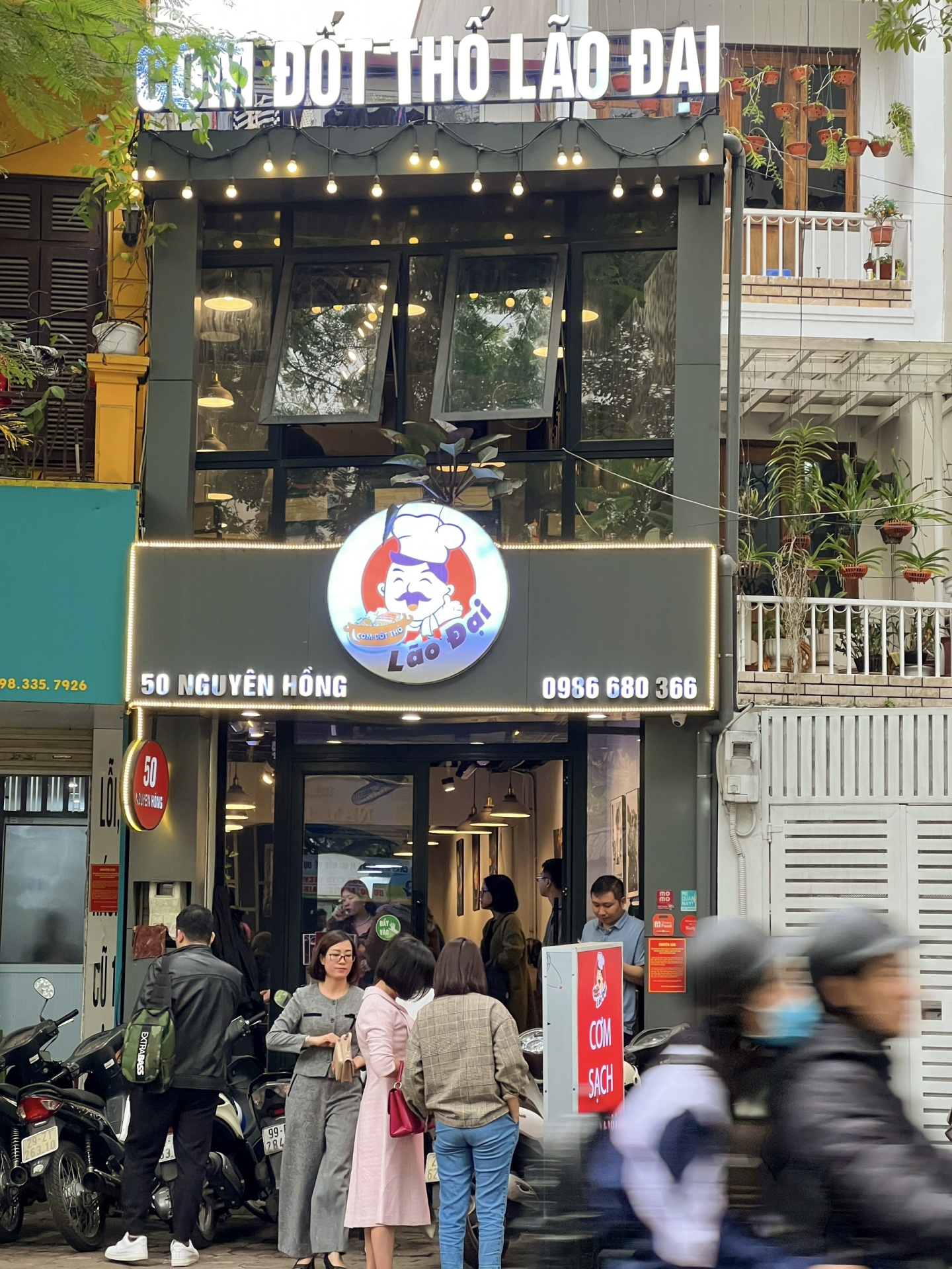 Cơm đốt thố Lão Đại - Đống Đa, Hà Nội (1)