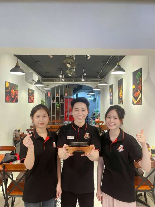 KHÁCH HÀNG THÍCH NHẤT ĐIỀU GÌ TẠI CƠM ĐỐT THỐ LÃO ĐẠI?